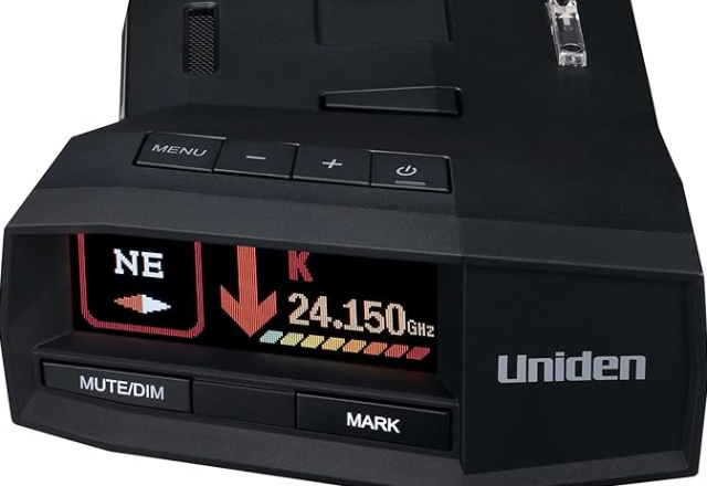 Uniden R8 Extreme long-range radar and laser detector